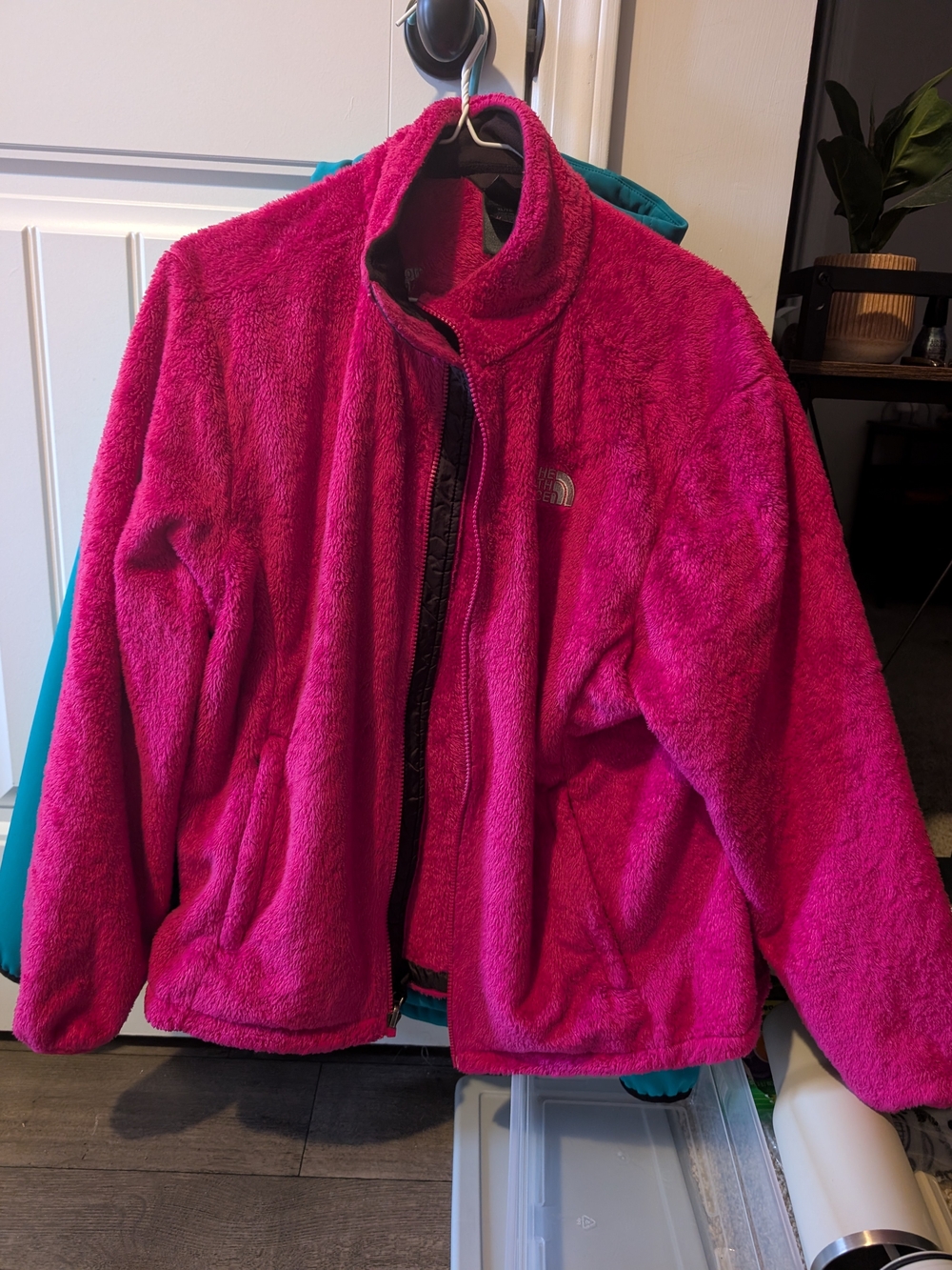 The North Face Women's Plush Full-Zip Teddy Jacket in Hot Pink